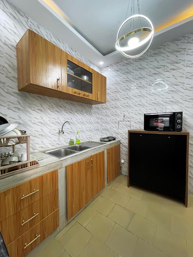 Villa Adja Nafy A Saly Gandigal 外观 照片