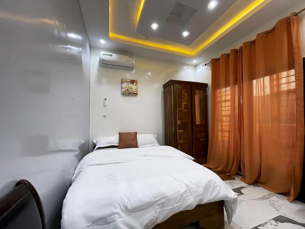 Villa Adja Nafy A Saly Gandigal 外观 照片