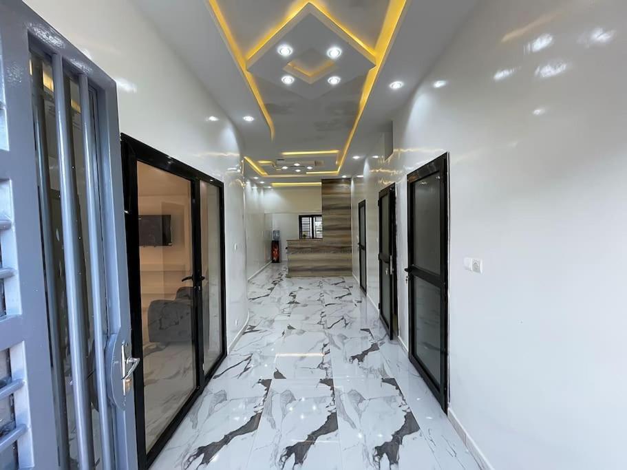 Villa Adja Nafy A Saly Gandigal 外观 照片